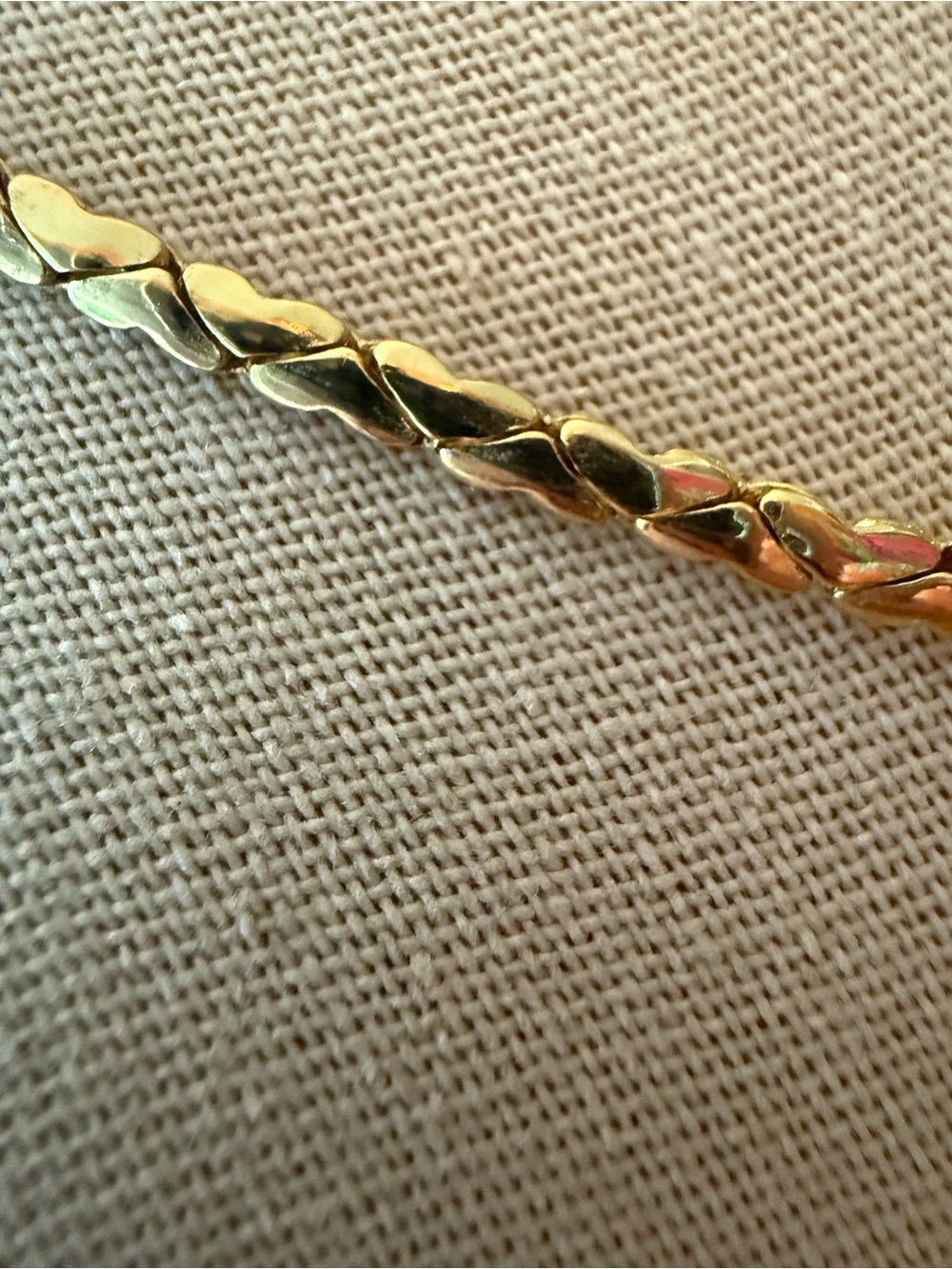Gold tone CC Pearl and Crystal Pendant on 16” 🩷 link Necklace - Picture 7 of 9